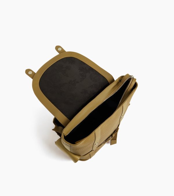 Noah backpack with flap in buffalo grain leather and smooth leather - Image 3